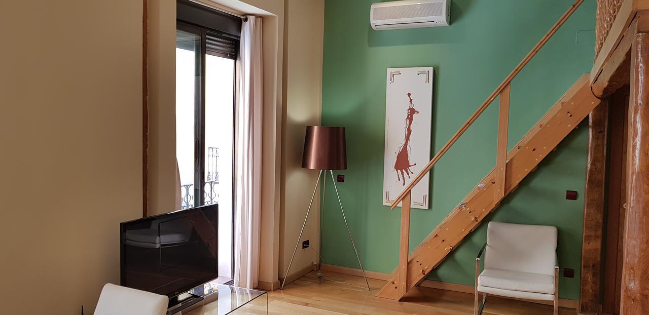 Conde Romanones, 5 Apartment